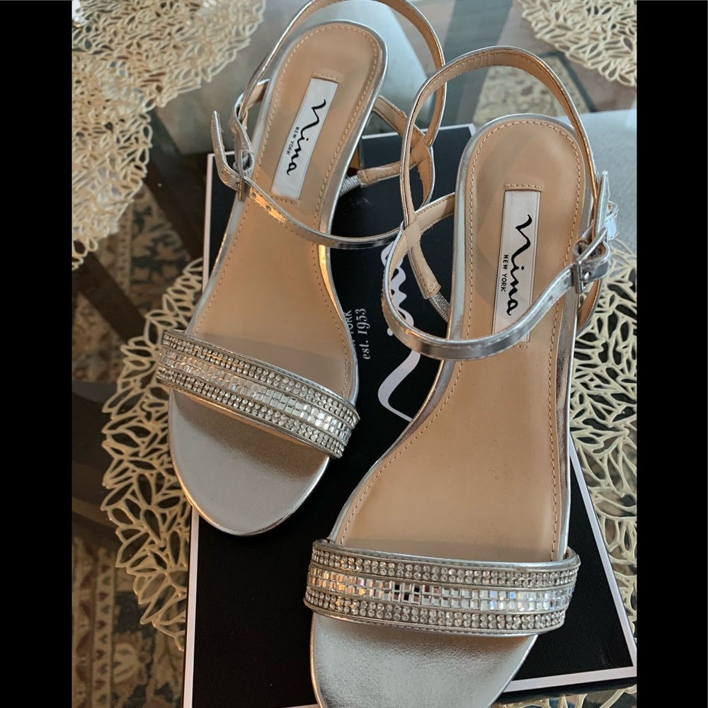 Nina sandals